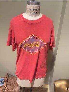 Vintage Coca-Cola Red Logo Tee with White Tag